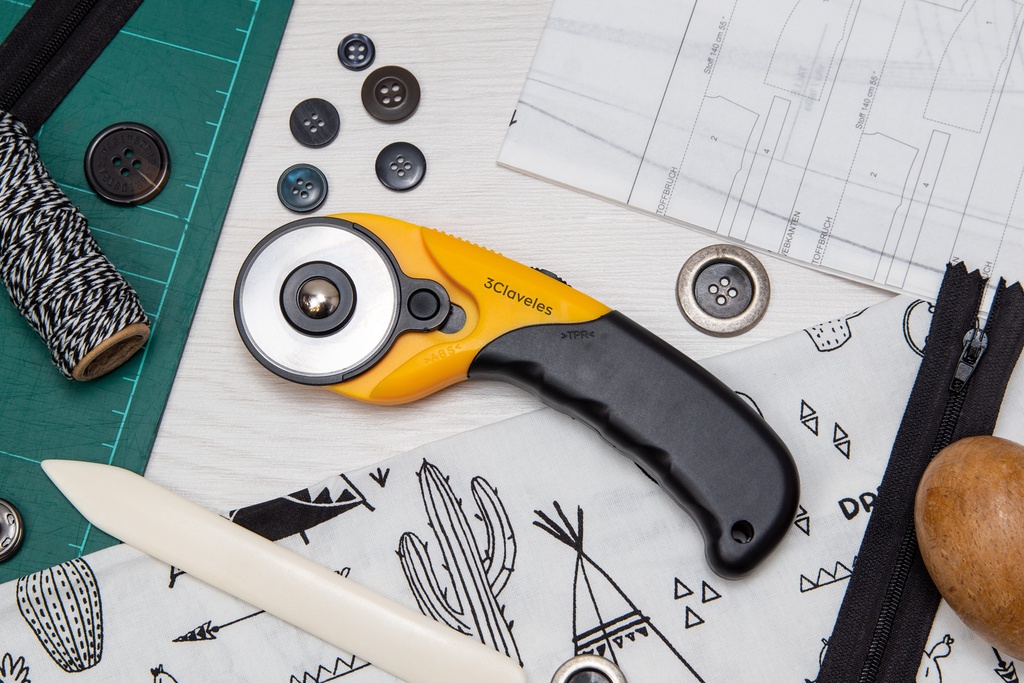 CUTTER ROTATIVO 17CM